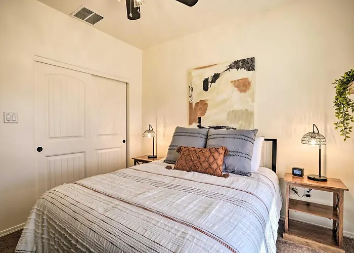 Holiday home Chic Yuma Getaway Near Park, Golf And Shopping! *