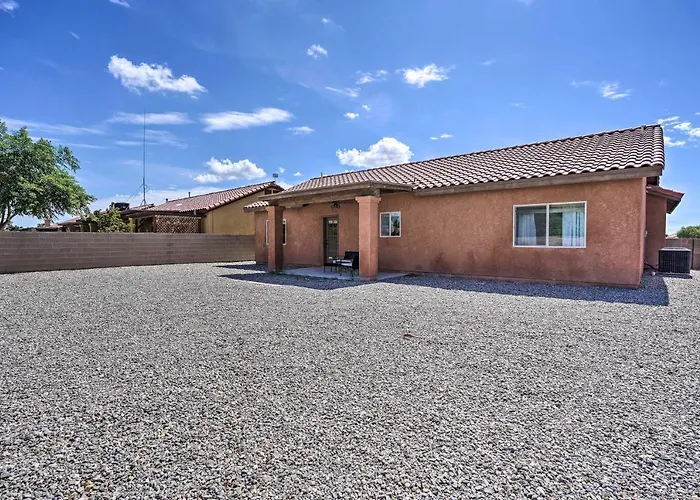 Holiday home Chic Yuma Getaway Near Park, Golf And Shopping! Fortuna