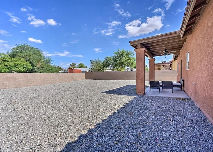Chic Yuma Getaway Near Park, Golf And Shopping! *